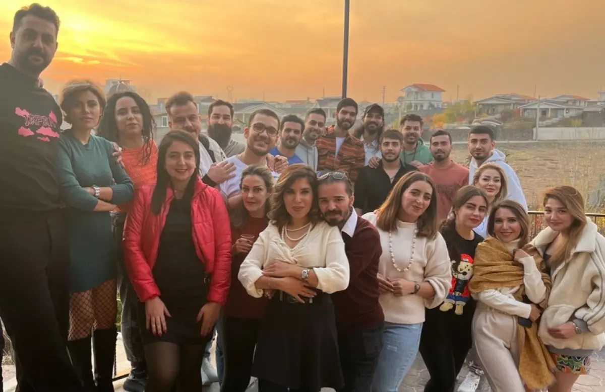 گروه دور همی ایونت بازان
